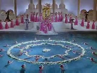 EXTRAIT FILM LE BAL DES SIRENES BATHING BEAUTY COMEDIE MUZIK
