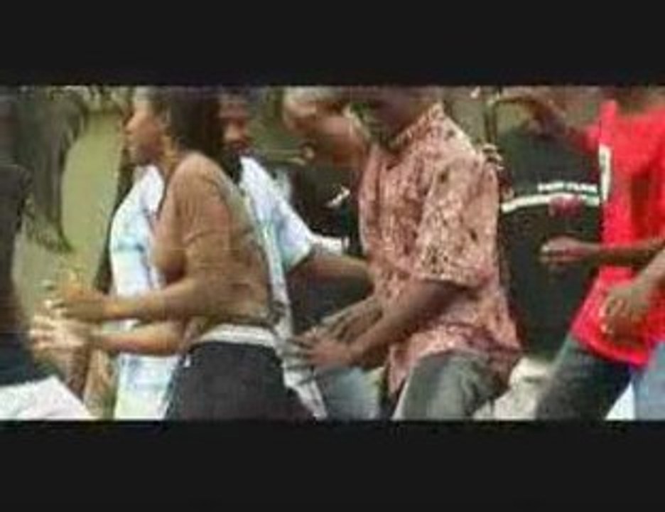 Groupe sofia gouma : vaova tsara tsy lany