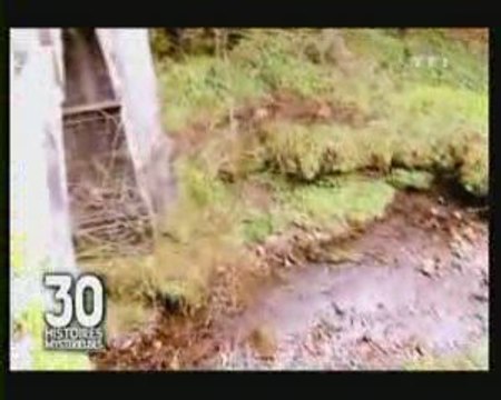 UN PONT ENTRE DEUX MONDES