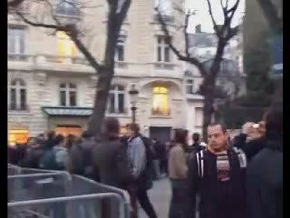 Manif anti-Hadopi devant l'Assemblée Nationale (Paris, jeudi
