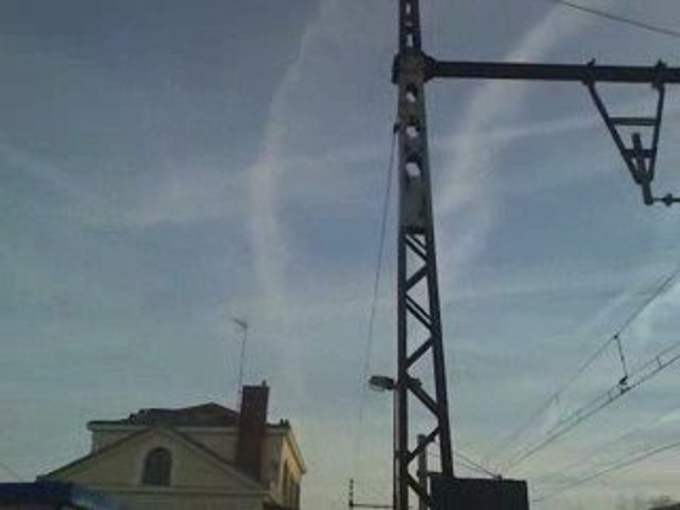 Epandages - Chemtrails Yvelines (78) 11-03-2009