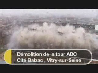 WTC7, démolition contrôlée ?