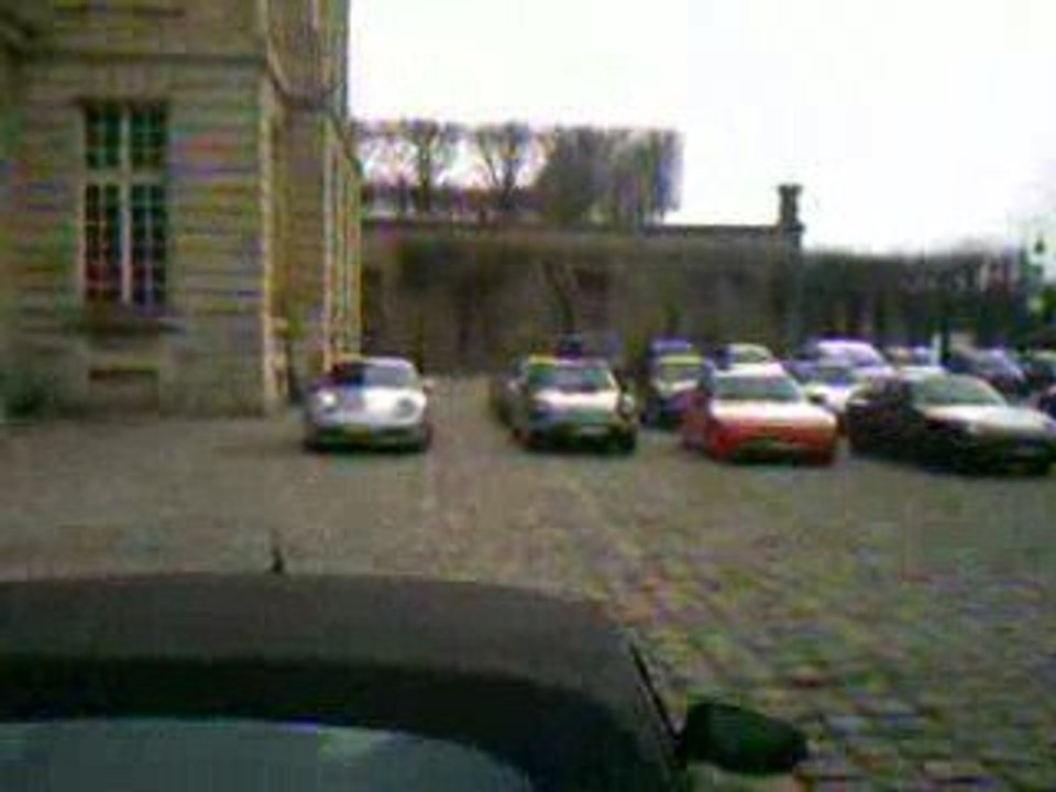 Plusieurs porches de folie