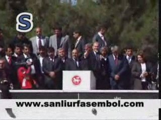 SOYLU "KİMLİK ÜZERİNDEN SİYASETE SON"