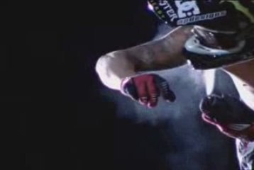 Axe Motorcross Amazing Jump