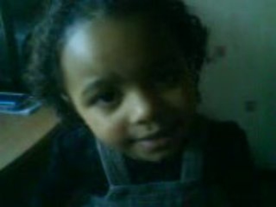 sidney la miss mini chanteuse