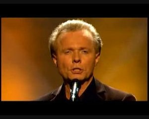 Michał Bajor - Zapominam