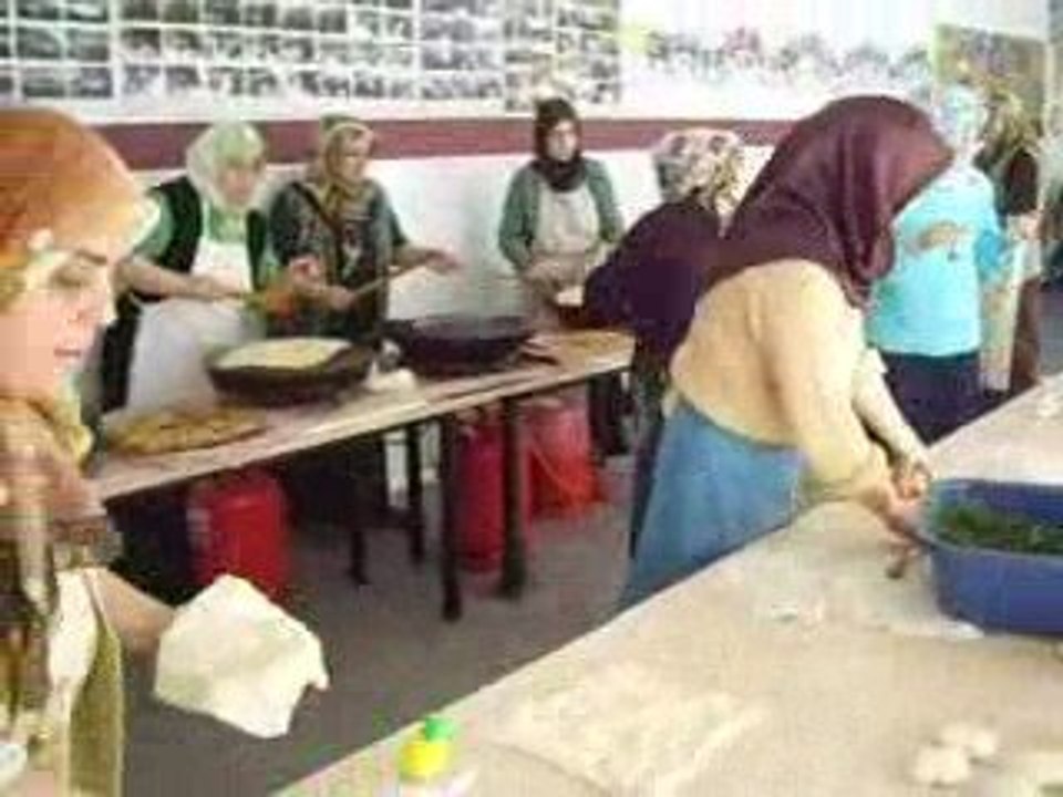 ESPELKAMP DERNEGI 13 MART CUMA 2009 KADIN KOLLARI ETKINLIK