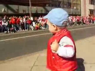 320เด็ก ผู้ควบคุมฝูงชน