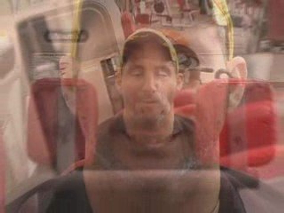 Freaky Workout Video... Check Out His Eyes!