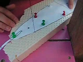 Découpe de polystyrène extrudé avec fil à chaud