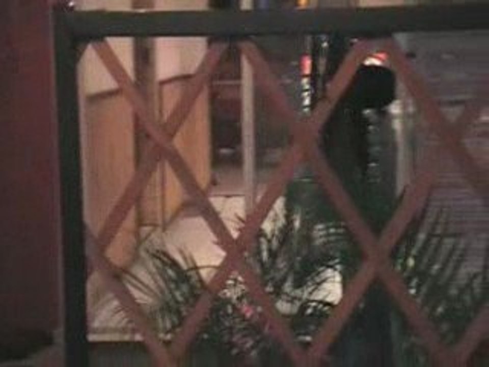 MOV09D