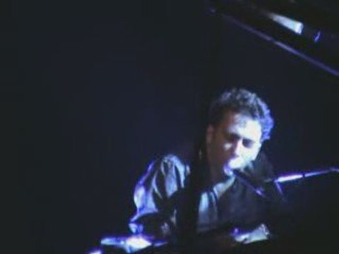 saez yellow tricycle