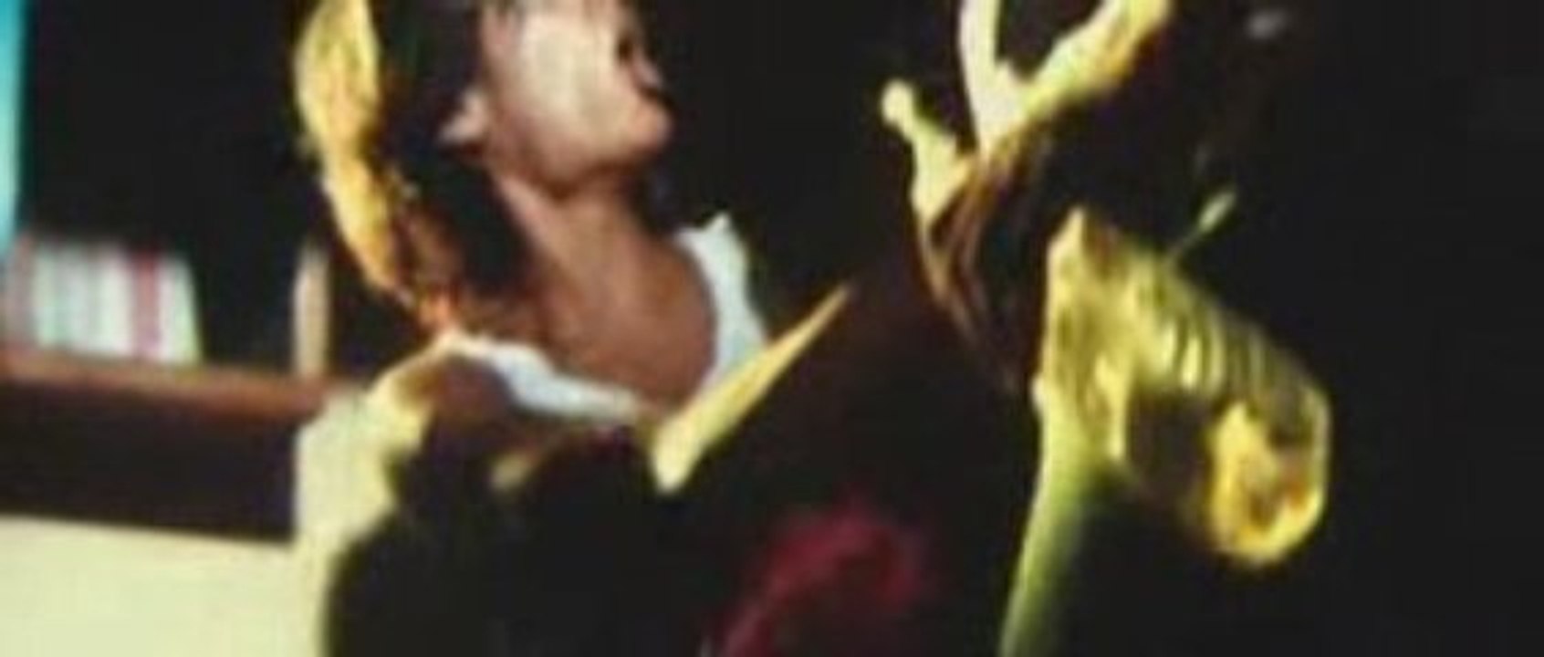 DesiRulez.net - Gulaal 2009 - 1 CD PDVD Rip - Part 7 of 8