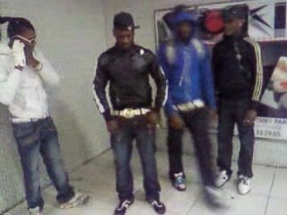 Les boug'zer de chatelet en mode logobie