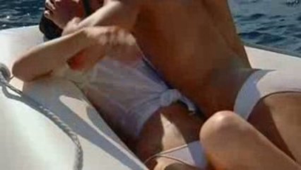 Dolce Gabbana Light Blue pub parfum