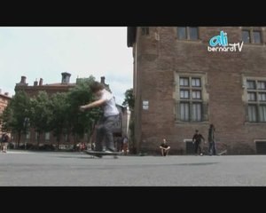 ali bernard tv n°8 Démo de skate (Ali Bernard TV Junior)