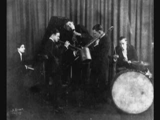 Phil Napoleon & His Orchestra - Rubber Heels