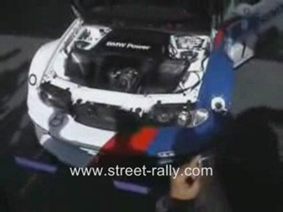 Nurburgring BMW M3 GTR Engine and Exhaust Revving Sound