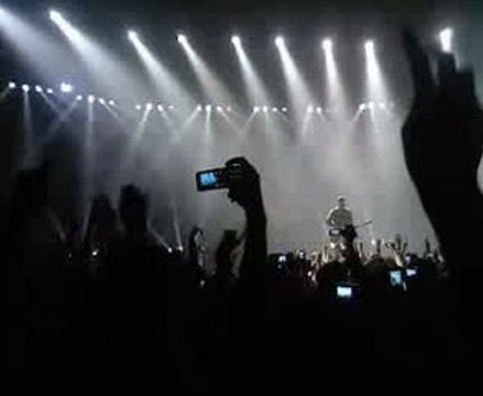 14 MARS Fall Out Boy - Thnks Fr Th Mmrs