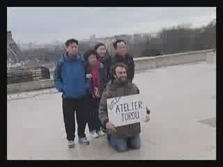 Les touristes - FAÎTES COMME EUX, VOTEZ ATELIER TORDU !