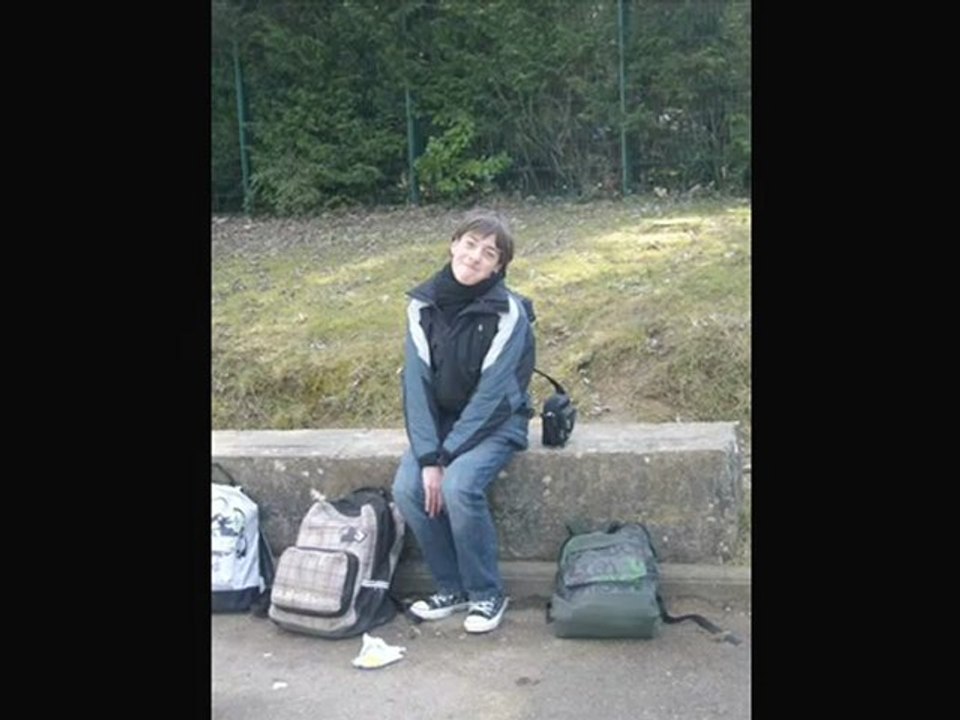 Clip du clan "Les Bananes des Cantines"