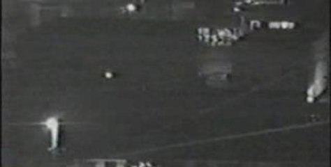 Ovnis  Ufo observe les gens au quotiden