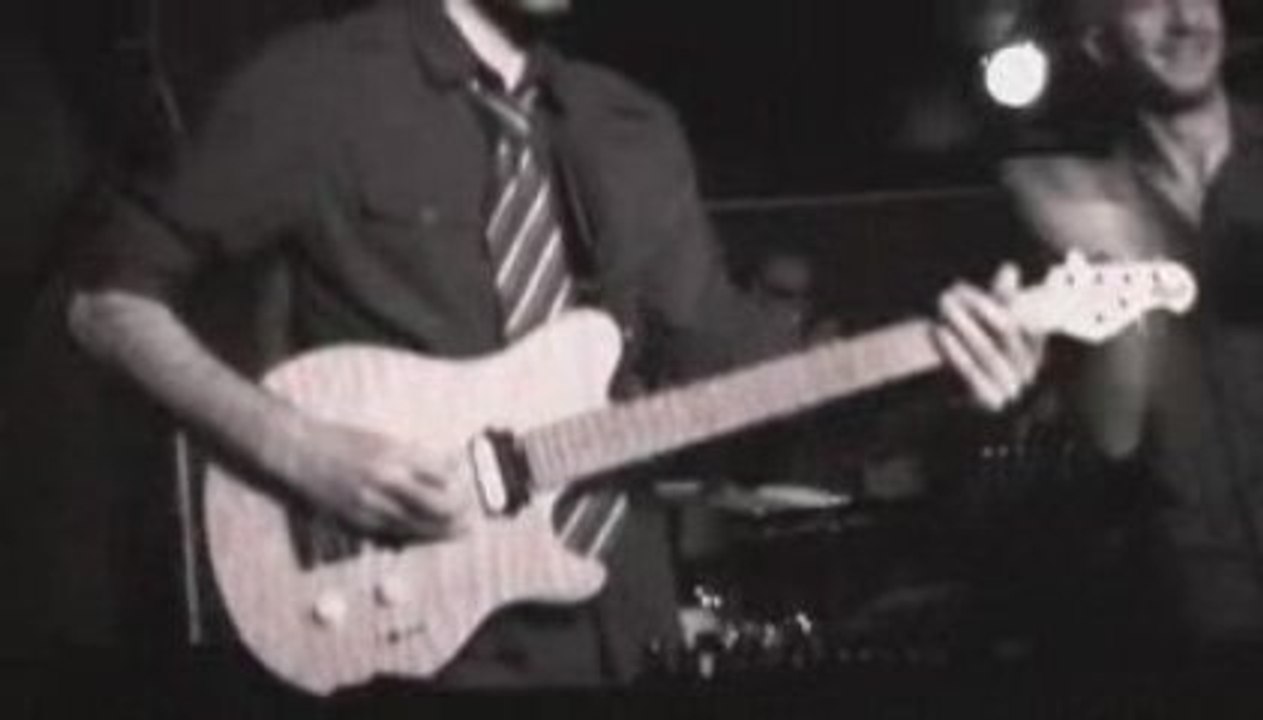 duke "resist the groove" live 13 / 03 / 2009