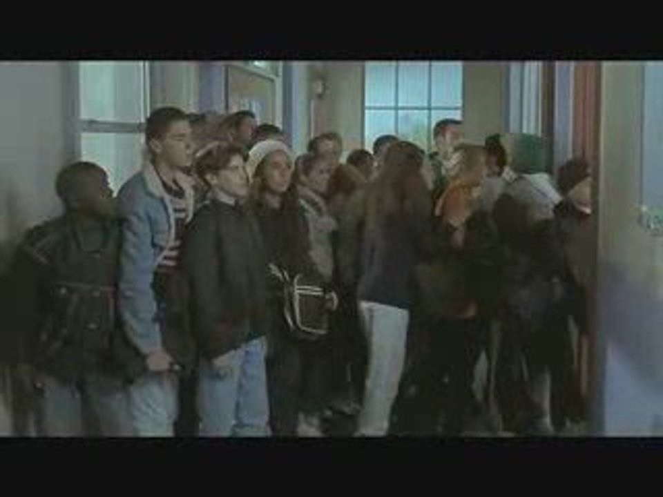 Diplômé en psychologie de l'enfance, prof sans formation…