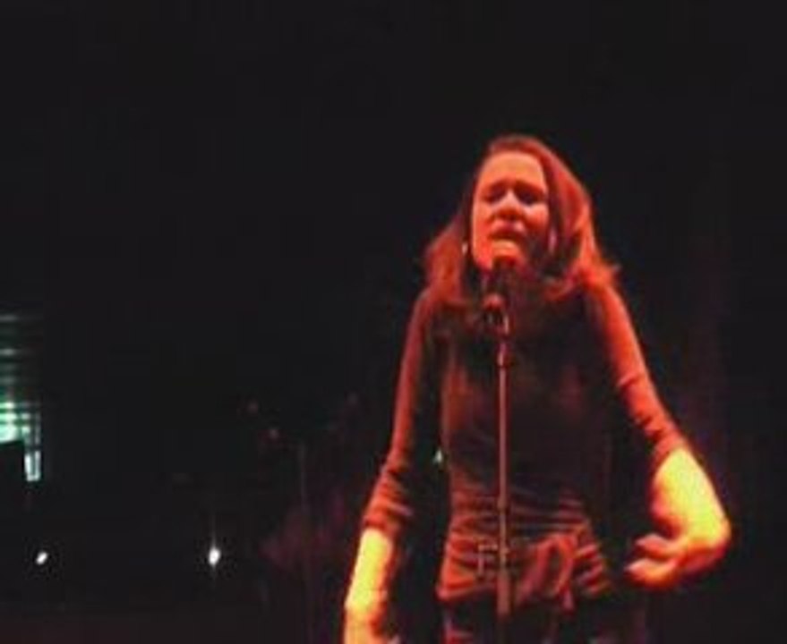 Julie Darienne à la nuit du Slam de Reims