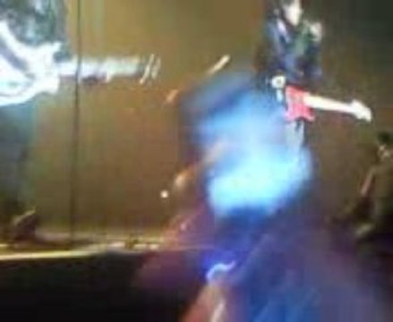 Fall Out Boy, I don't care, Live