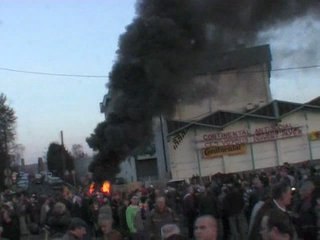 Continental Clairoix, les élus UMP malmenés par les salariés