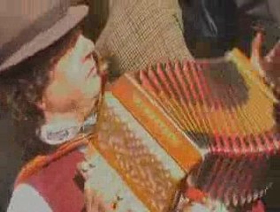 "BEN MÄRRI"  bourrée en patois breton