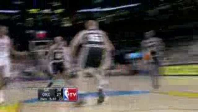 NBA Durant picks Parker and dishes to Westbrook for the slam