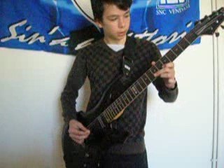 cyril en mode the black hole