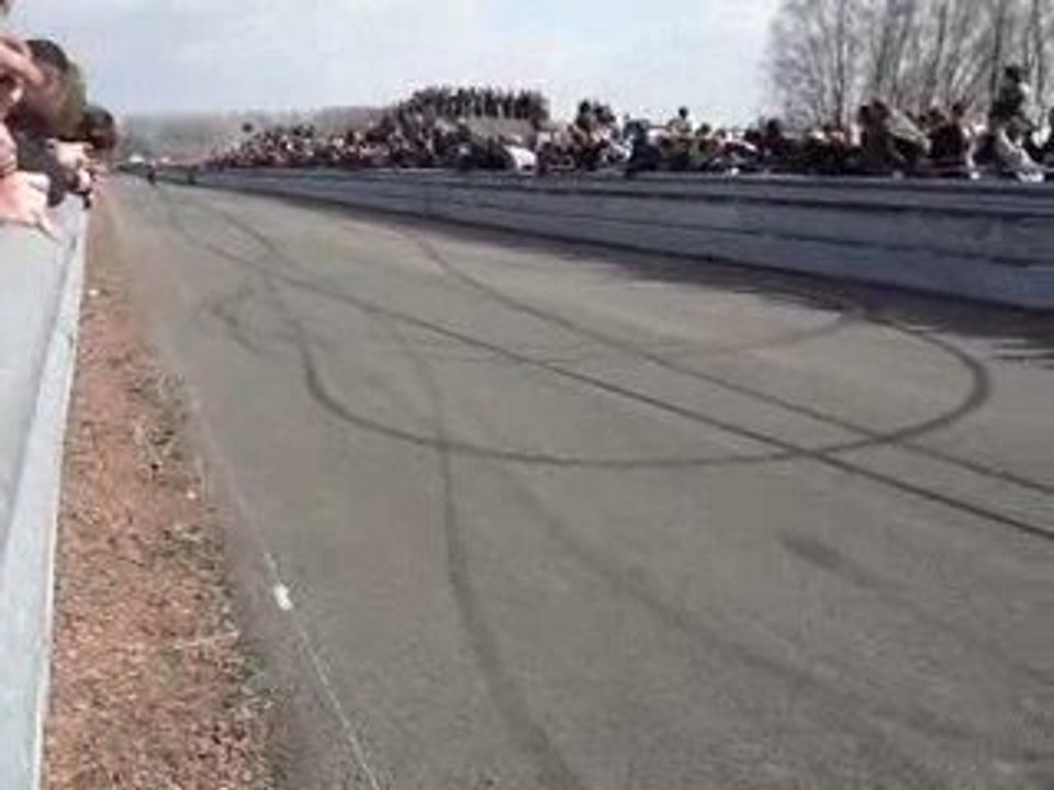 stunt pécquencourt