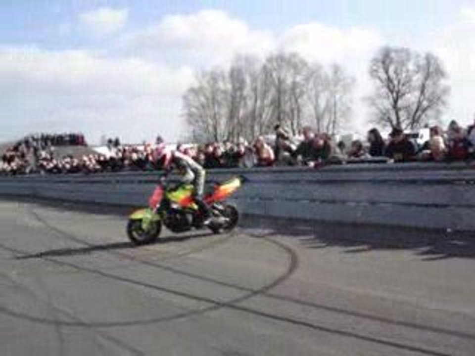 stunt pécquencourt