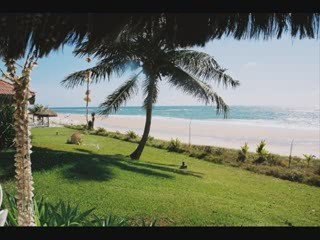 La plage aux romantiques.