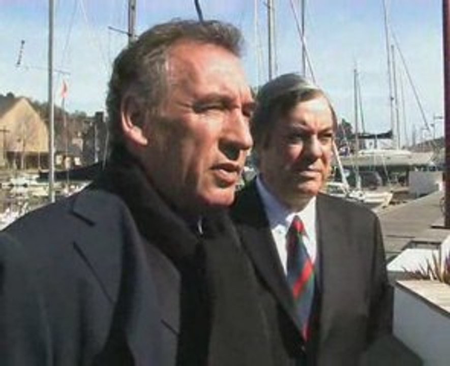 Déplacement François Bayrou St Brieuc 16 mars 2009