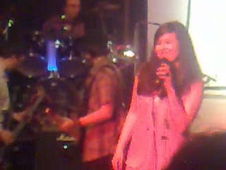 DDM Live : 14.03.09 - Sarah & Camille ; By The Way :D <3