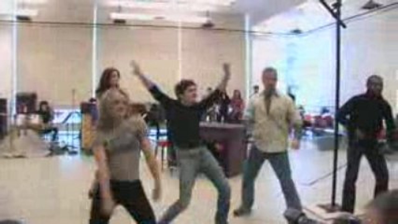 Rock Of Ages Sneak Peek: "Here I Go Again"