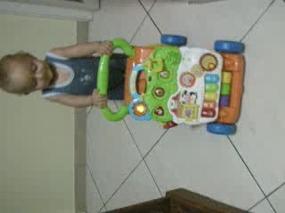 Nathan et son pousseur