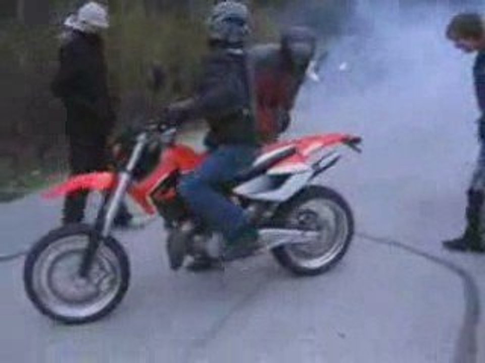 Aprilia MX 125  Aprilia ETX 125  Yamaha TZR 125