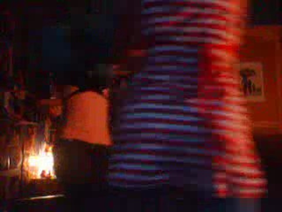 Mélanie & Marine : L'agitateur AVRIL 2007