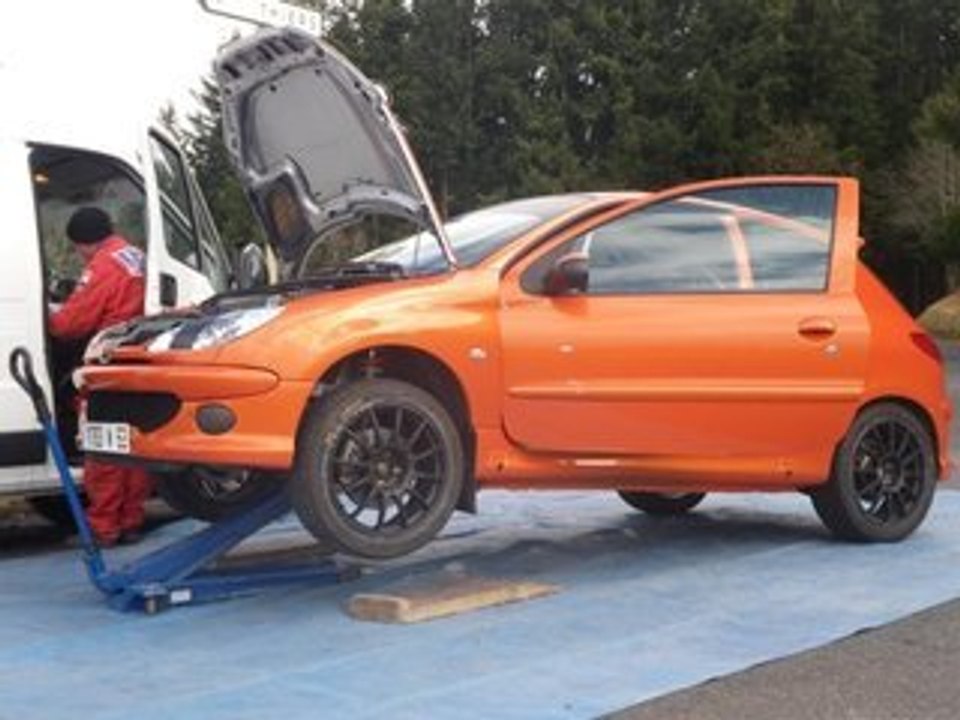 Essai 206 RC Guillaume Sirot 2009