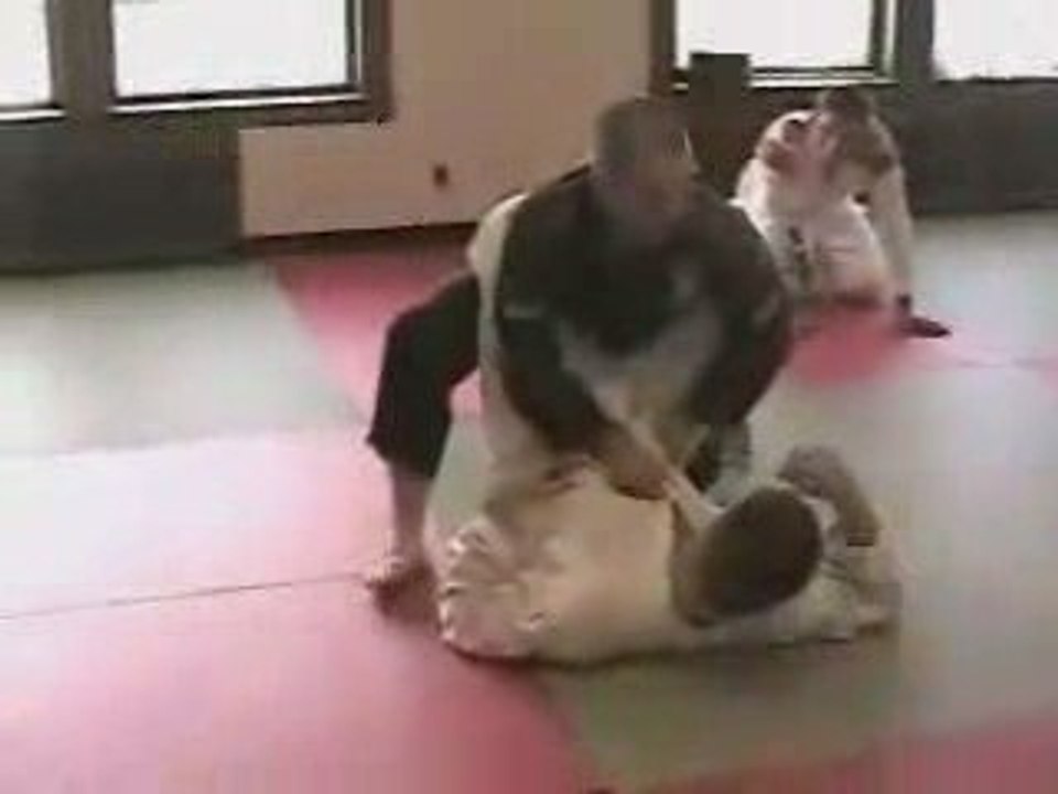 Breaking Close Guard by Standing Up