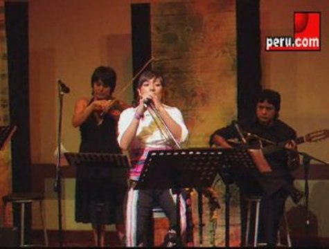 Peru.com: Magaly Solier presentó su disco en concierto (2)