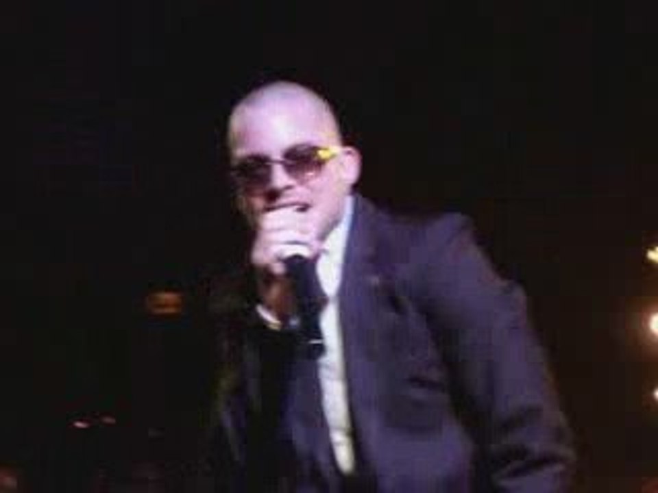 Collie buddz (part 1) @cabaret sauvage = 18-03-09