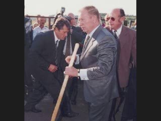 Up & down. Volodymyr Kryvyy. Володимир Кривий. Вгору-вниз