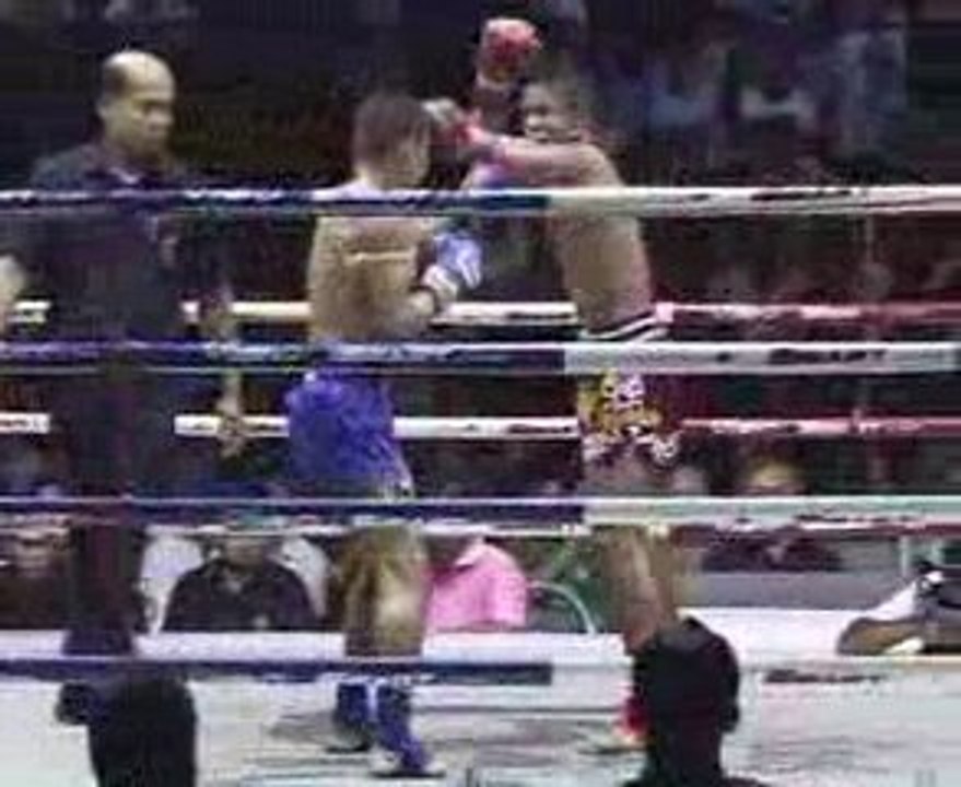 Pornsaneh dungdungkrungkrata vs Detnarong Stijaaboon